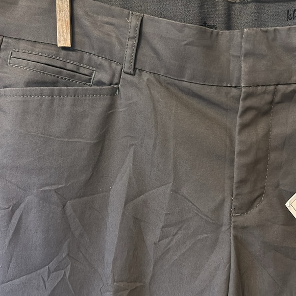 Dockers Khaki pants new with tags size 16P - Picture 3 of 5